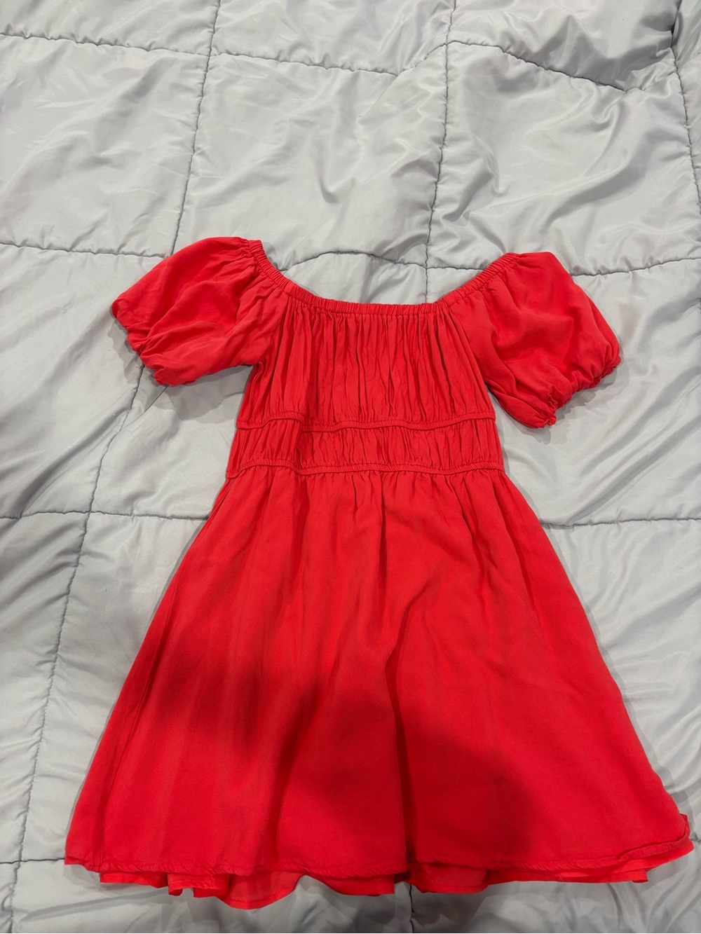 Girls Red Smocked Puff-Sleeve Dress